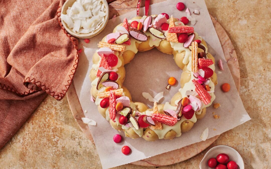 Christmas Dessert Wreath